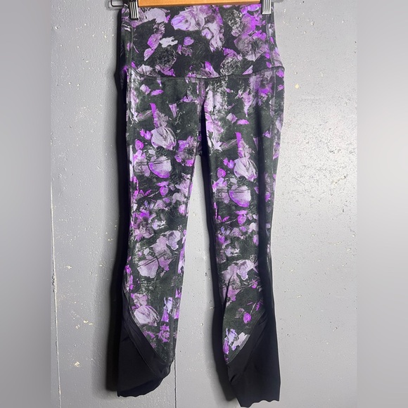 Lululemon Wunder Under High Rise Crop 23" Scallop Full-On Luxtreme Floral 4 - Picture 4 of 9